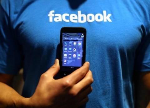 "فيس بوك" يطرح خاصية جديدة للتواصل مع الشركات